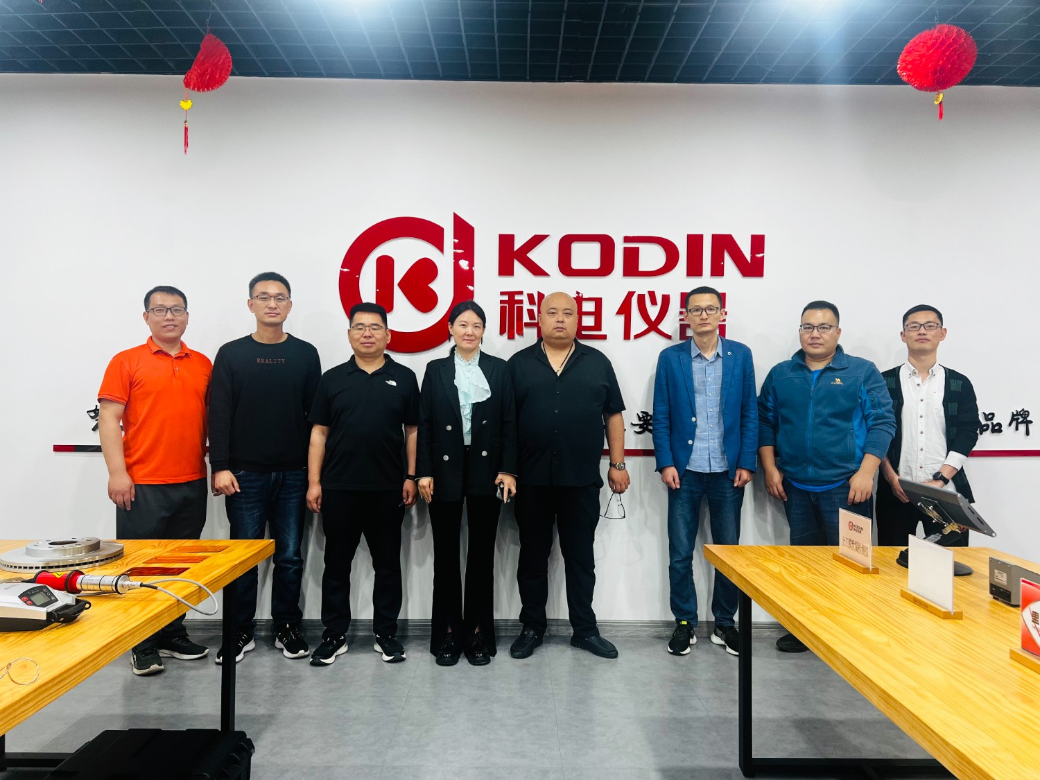 攜手共進(jìn)，譜寫新篇——熱烈歡迎山西總代山西鼎泰時(shí)代檢測設(shè)備有限公司來科電儀器參觀交流